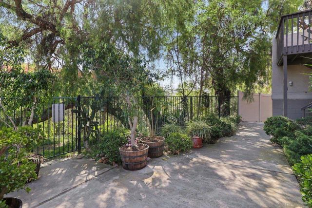 4615 Pico 3, San Diego, CA 92109