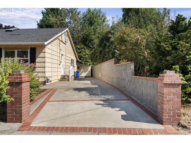 6427 N PRINCETON St, Portland, OR 97203