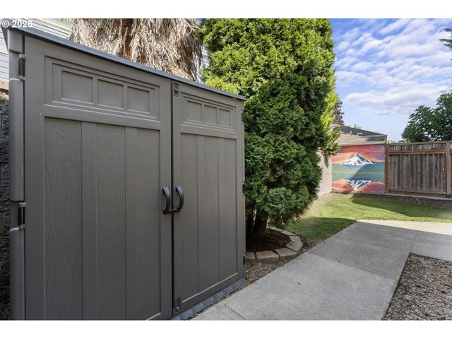 6427 N PRINCETON St, Portland, OR 97203