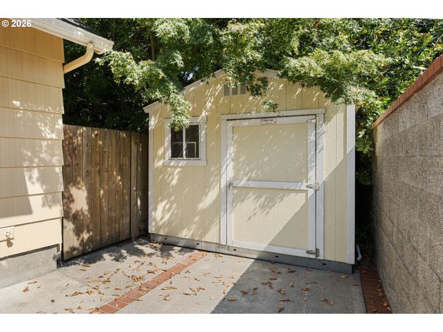 6427 N PRINCETON St, Portland, OR 97203