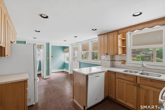 62 Highland Street, Wethersfield, CT 06109