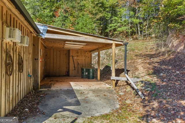 1516 Fish Hatchery Road, Summerville, GA 30747