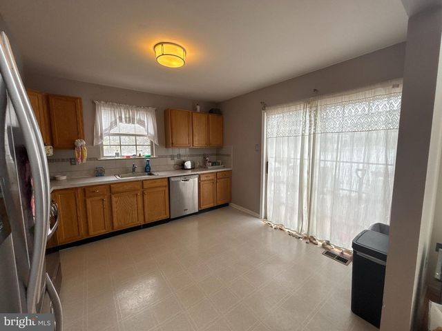 1901 ROYAL CT, Royersford, PA 19468