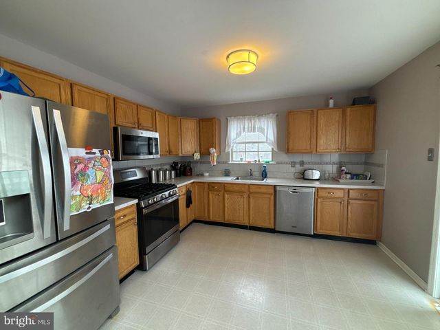 1901 ROYAL CT, Royersford, PA 19468