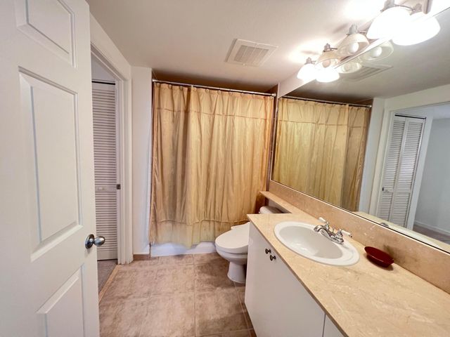100 NE 6th Street 307, Boynton Beach, FL 33435