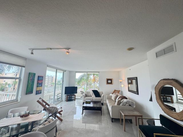 100 NE 6th Street 307, Boynton Beach, FL 33435