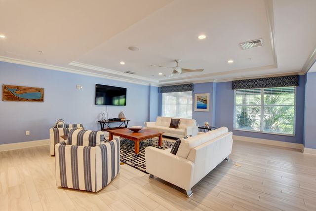 100 NE 6th Street 307, Boynton Beach, FL 33435
