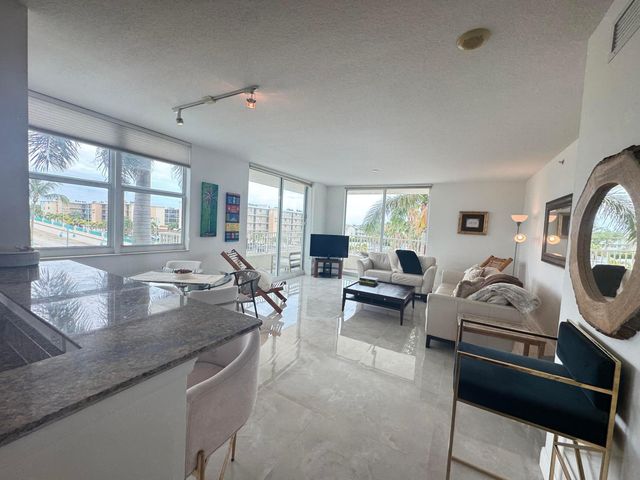 100 NE 6th Street 307, Boynton Beach, FL 33435