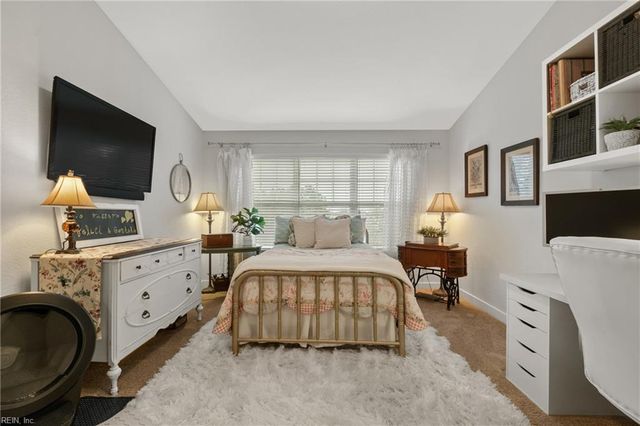 4772 Kilby DR, Virginia Beach, VA 23456
