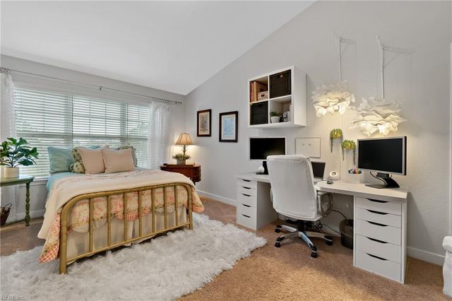 4772 Kilby DR, Virginia Beach, VA 23456