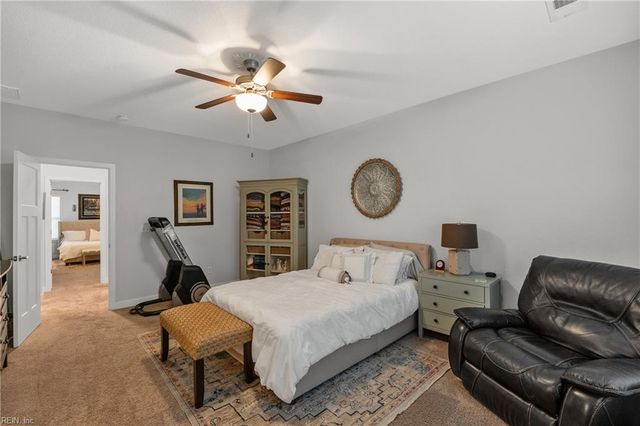 4772 Kilby DR, Virginia Beach, VA 23456