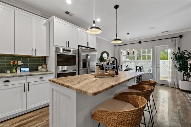 4772 Kilby DR, Virginia Beach, VA 23456