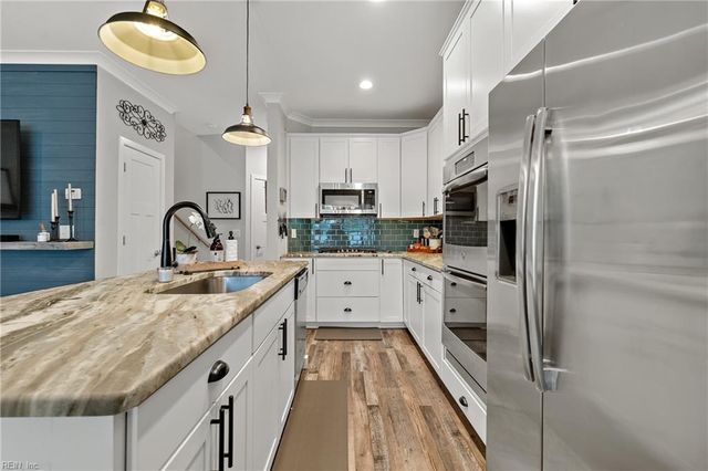 4772 Kilby DR, Virginia Beach, VA 23456