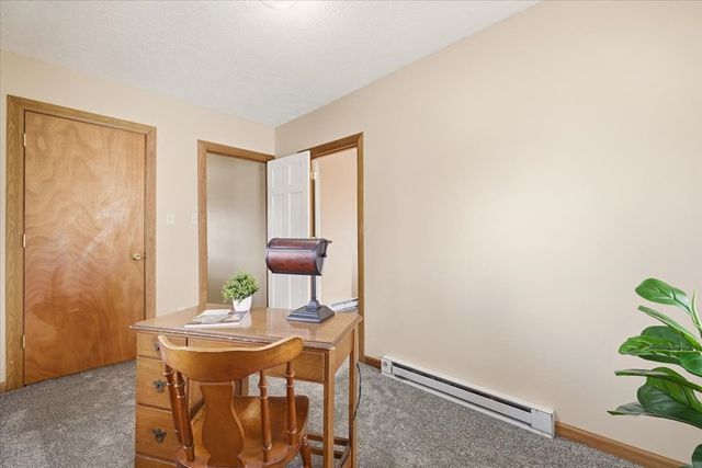 77 Frederick St, Lexington, OH 44904