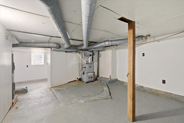 77 Frederick St, Lexington, OH 44904