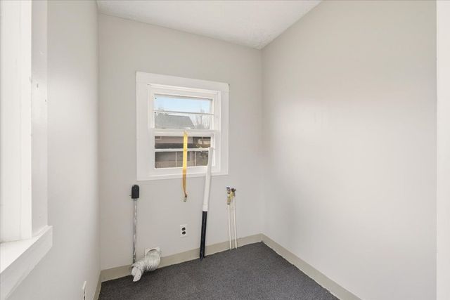 77 Frederick St, Lexington, OH 44904