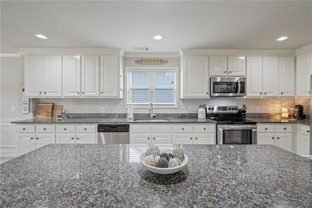 168 Kensington Trace, Bethlehem, GA 30620