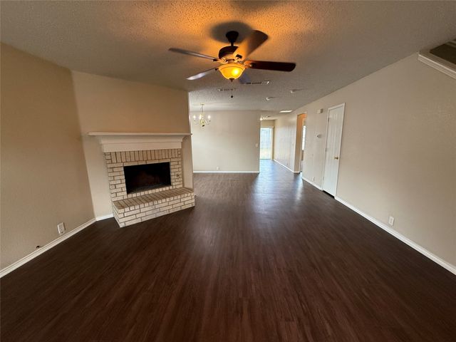 135 Quail Run Drive, Seagoville, TX 75159