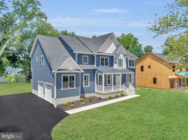 13 BEAVER AVE, Mount Laurel, NJ 08054