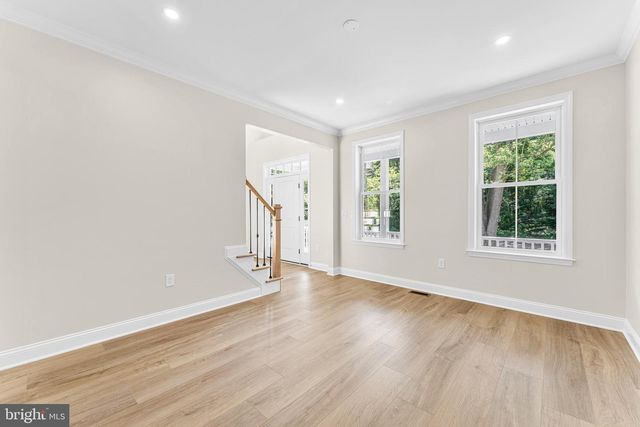 13 BEAVER AVE, Mount Laurel, NJ 08054