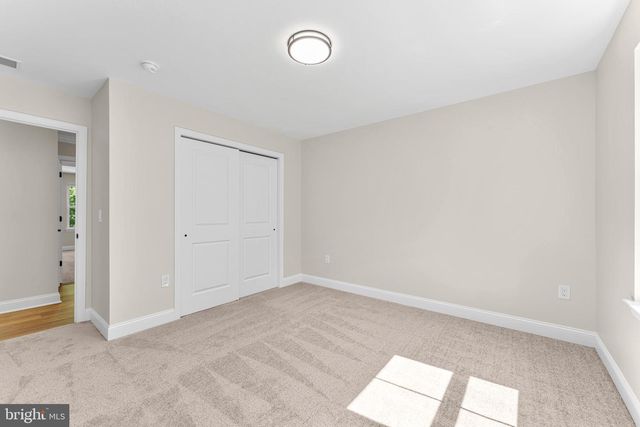 13 BEAVER AVE, Mount Laurel, NJ 08054