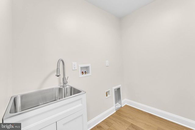13 BEAVER AVE, Mount Laurel, NJ 08054