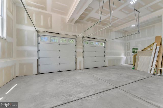 13 BEAVER AVE, Mount Laurel, NJ 08054