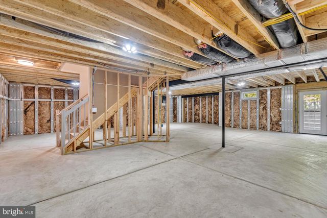 13 BEAVER AVE, Mount Laurel, NJ 08054