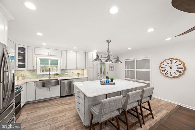 14 CAMEO RD, Claymont, DE 19703