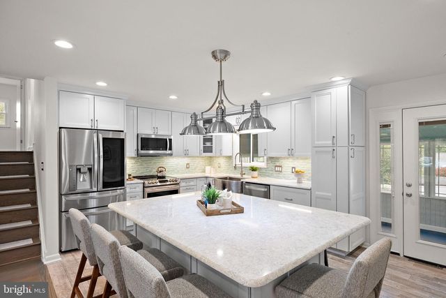 14 CAMEO RD, Claymont, DE 19703