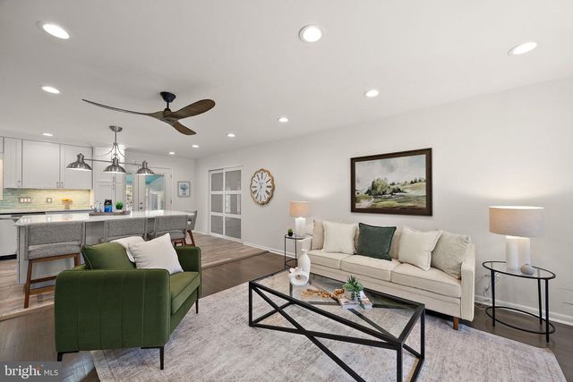 14 CAMEO RD, Claymont, DE 19703