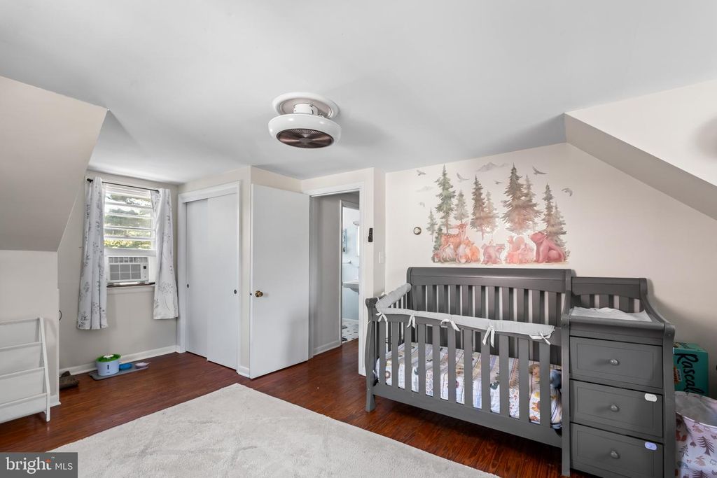 Image 21 of property listing at 301 WRIGHTS AVE, Hurlock, MD 21643