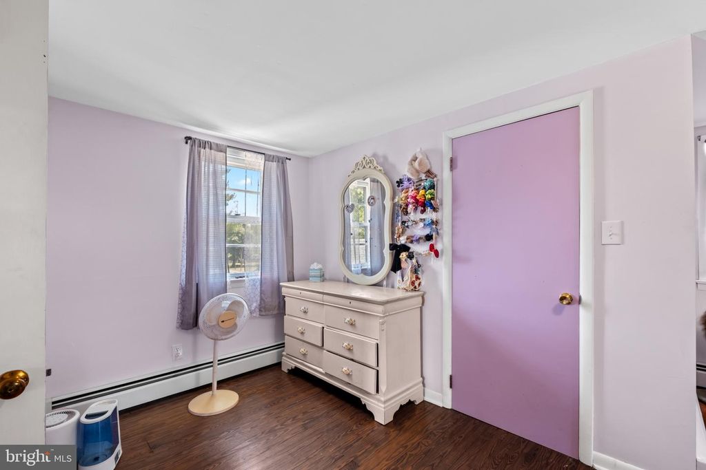 Image 25 of property listing at 301 WRIGHTS AVE, Hurlock, MD 21643