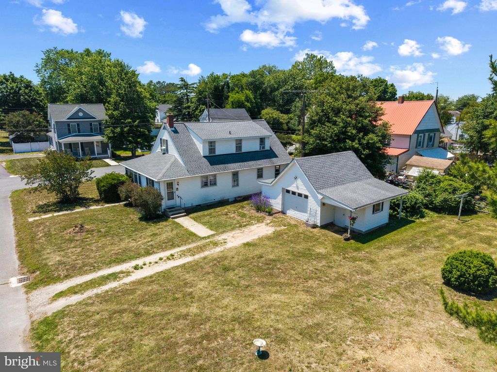 Image 38 of property listing at 301 WRIGHTS AVE, Hurlock, MD 21643