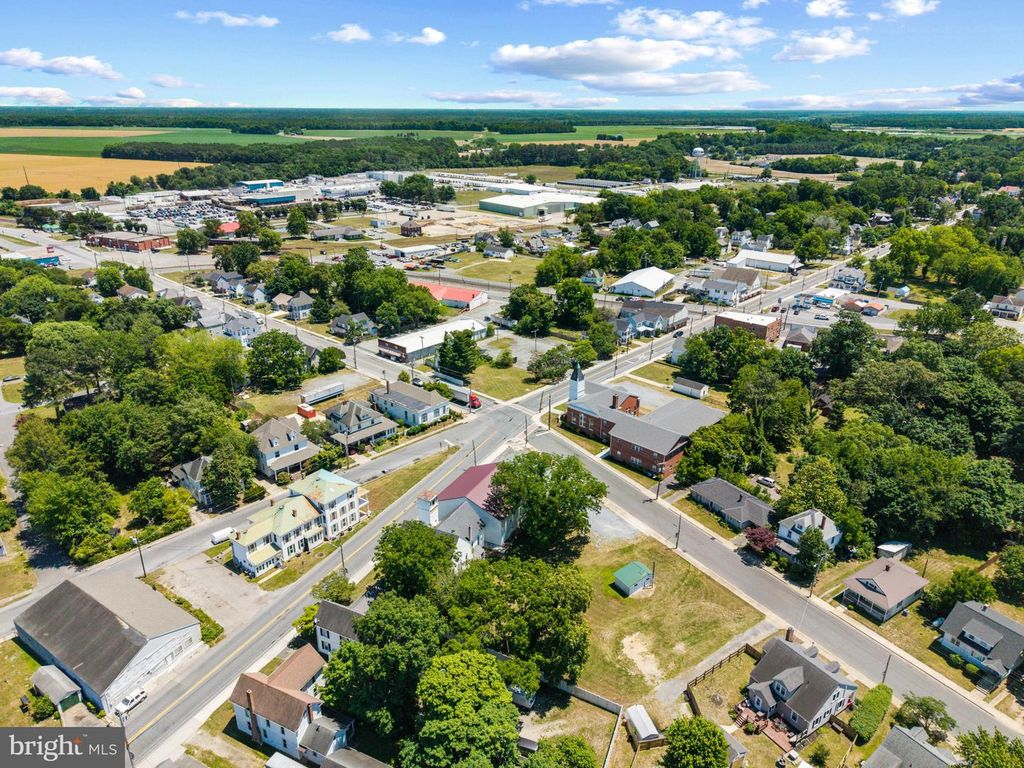 Image 40 of property listing at 301 WRIGHTS AVE, Hurlock, MD 21643