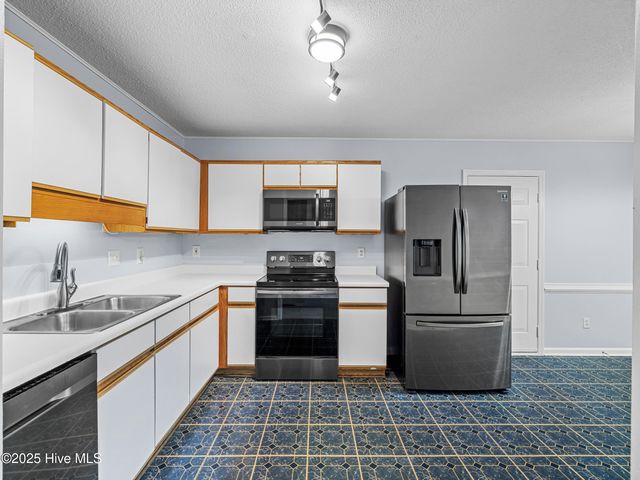 3117 Gaitway Court, Jacksonville, NC 28546