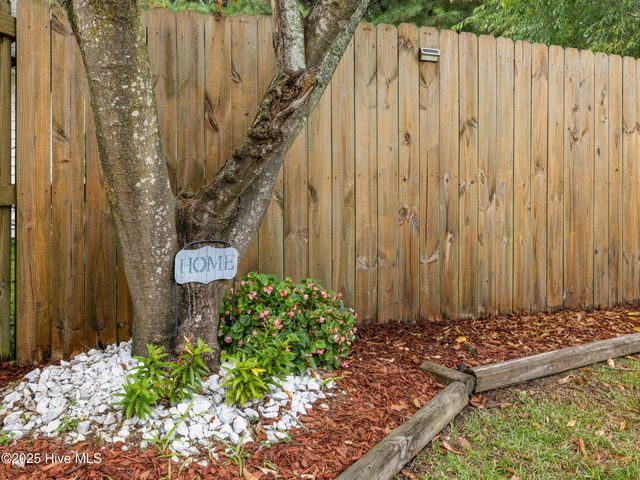 3117 Gaitway Court, Jacksonville, NC 28546