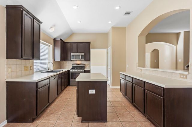 3123 Summerland Drive, Manvel, TX 77578