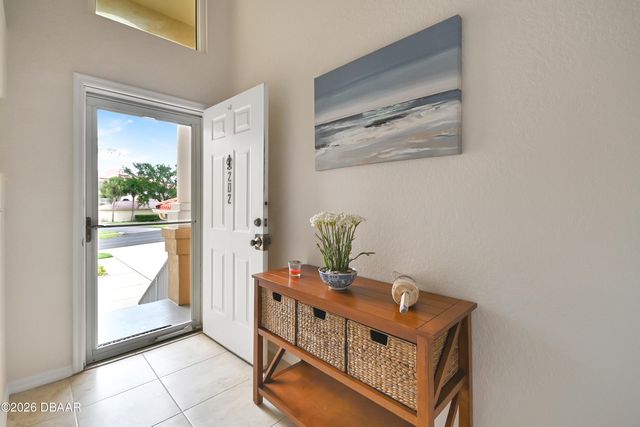441 Bouchelle Dr Apt 202, New Smyrna Beach, FL 32169