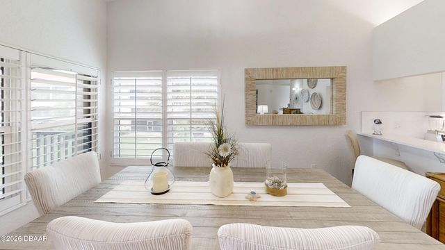 441 Bouchelle Dr Apt 202, New Smyrna Beach, FL 32169