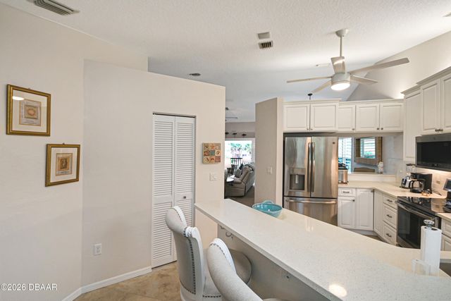 441 Bouchelle Dr Apt 202, New Smyrna Beach, FL 32169