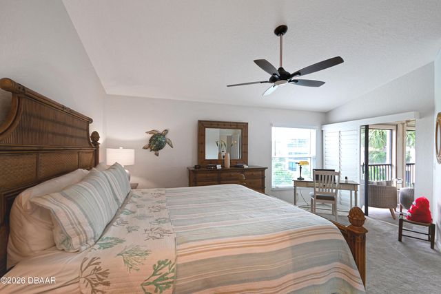 441 Bouchelle Dr Apt 202, New Smyrna Beach, FL 32169