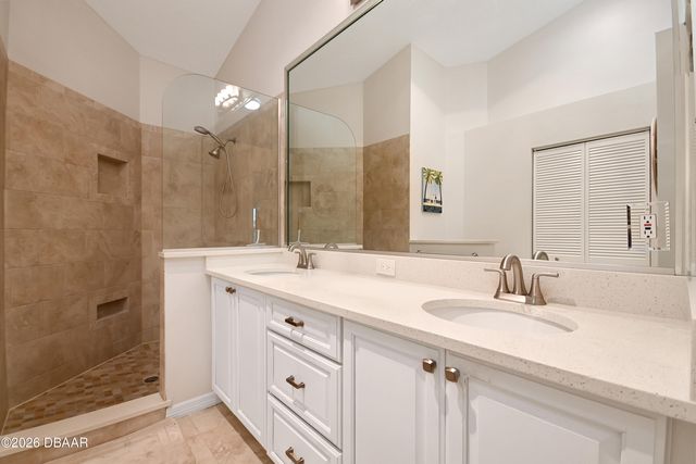 441 Bouchelle Dr Apt 202, New Smyrna Beach, FL 32169