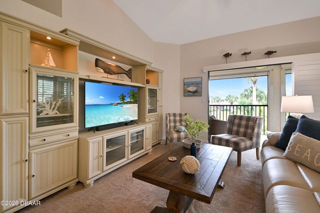 441 Bouchelle Dr Apt 202, New Smyrna Beach, FL 32169