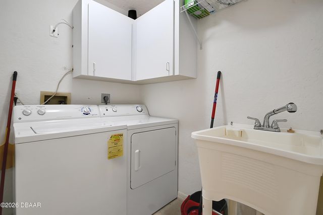 441 Bouchelle Dr Apt 202, New Smyrna Beach, FL 32169