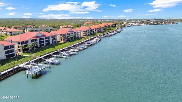 441 Bouchelle Dr Apt 202, New Smyrna Beach, FL 32169