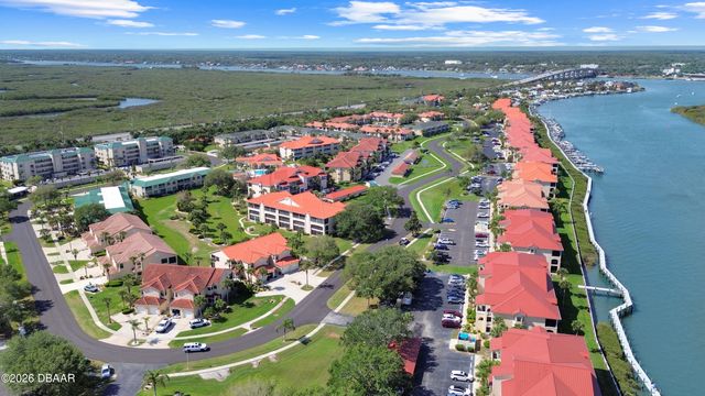 441 Bouchelle Dr Apt 202, New Smyrna Beach, FL 32169