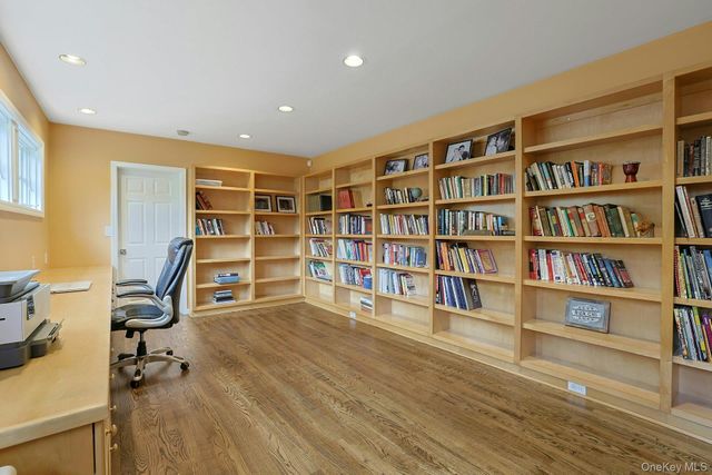 8 Creemer Road, Armonk, NY 10504