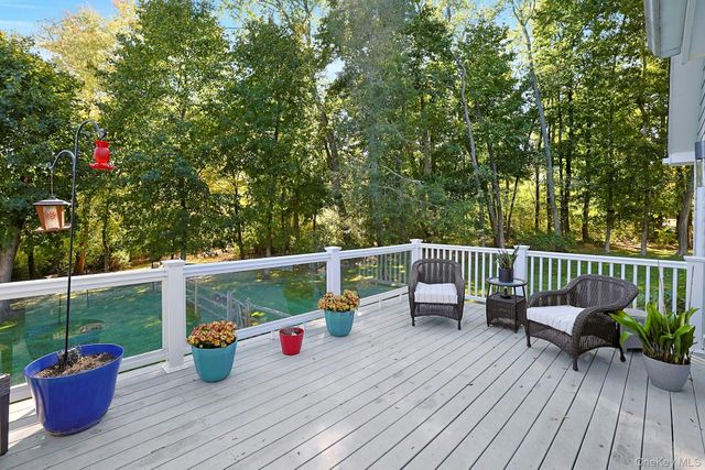 8 Creemer Road, Armonk, NY 10504