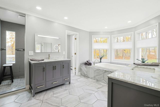 8 Creemer Road, Armonk, NY 10504